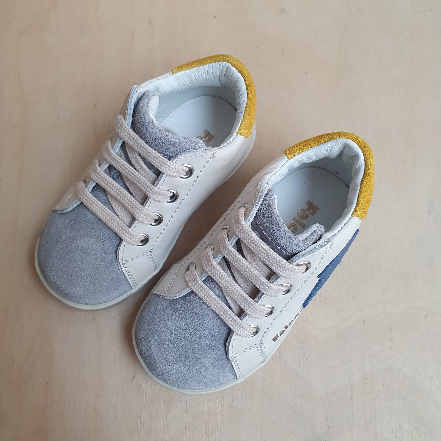 FALCOTTO - stapsneaker alnoite - grey milk yellow