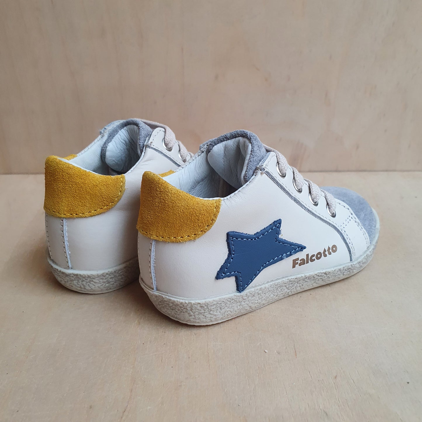 FALCOTTO - stapsneaker alnoite - grey milk yellow
