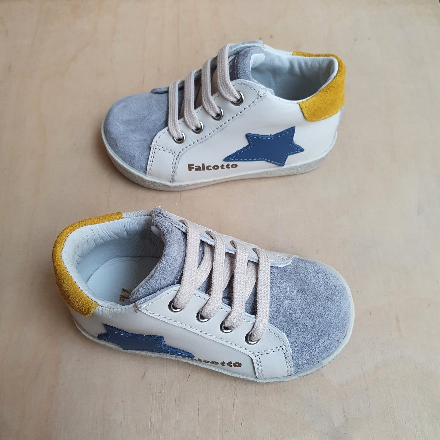FALCOTTO - stapsneaker alnoite - grey milk yellow