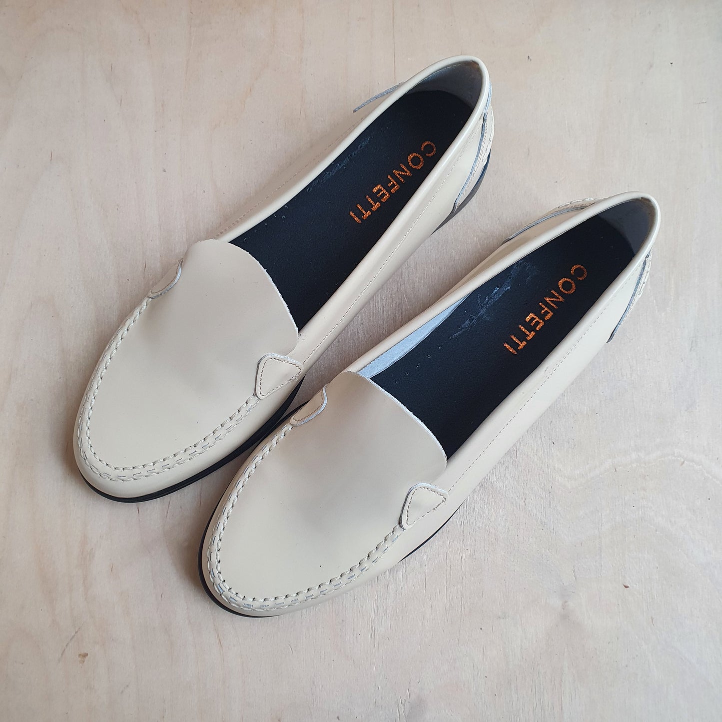 dames loafer - beige lakleder