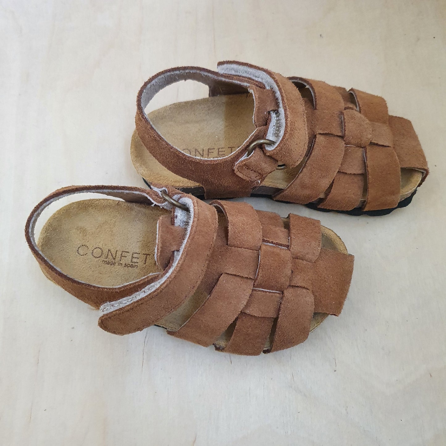 CONFETTI - sandaal bio - suede bruin