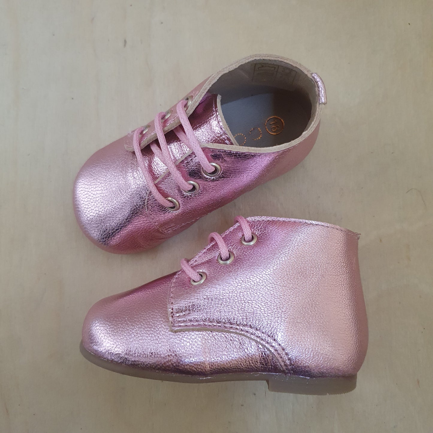 CONFETTI - stapschoen miki - galaxy roze