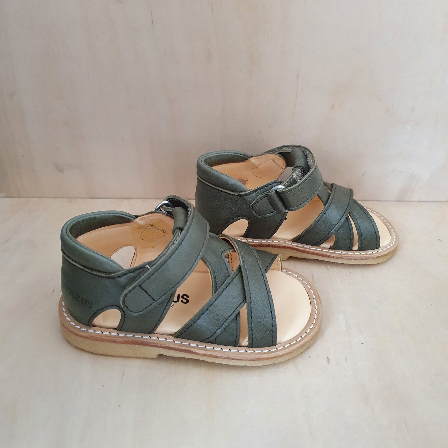 ANGULUS - stapsandaal velcro - donker groen