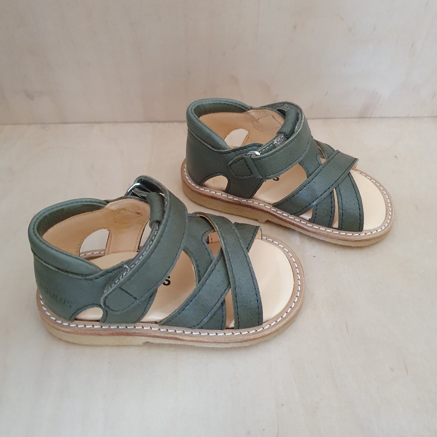 ANGULUS - stapsandaal velcro - donker groen