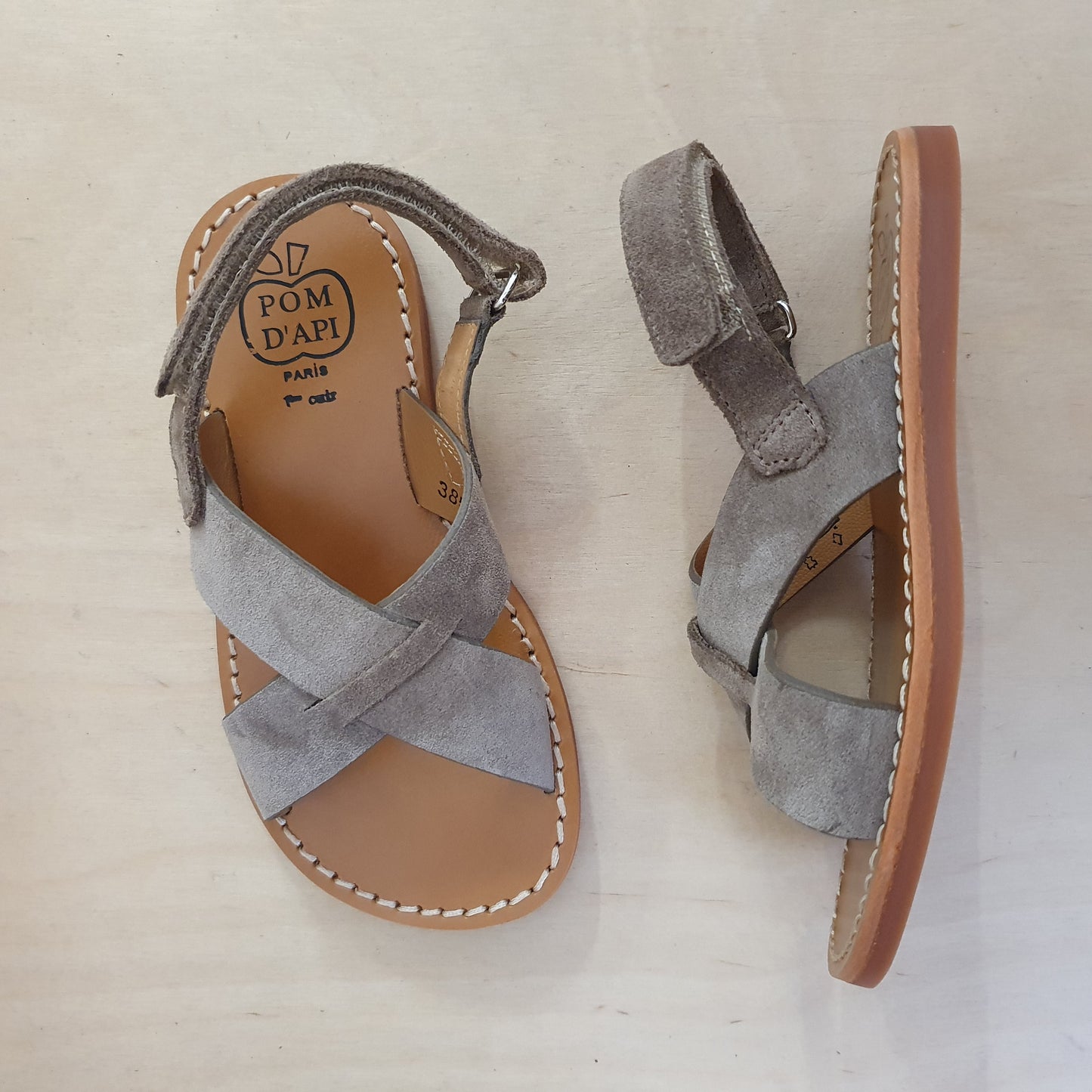 POM D'API - sandaal plage stitch cross - velours iron