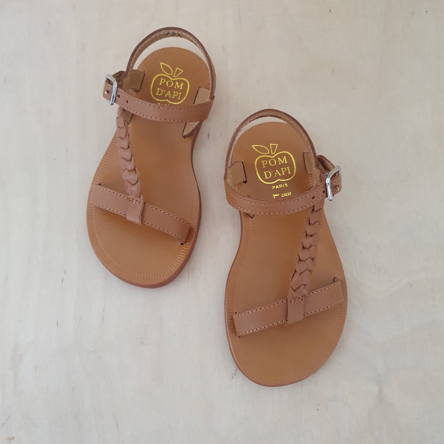 POM D'API - sandaal plagette antik - vlecht camel