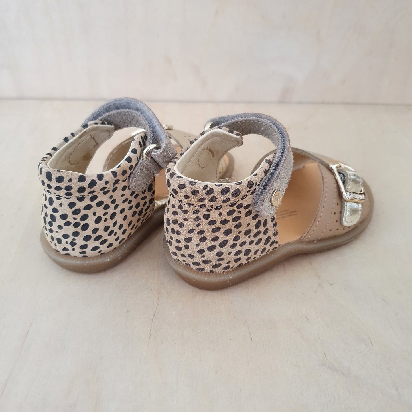 stapsandaal jead - sand platinum nut/print