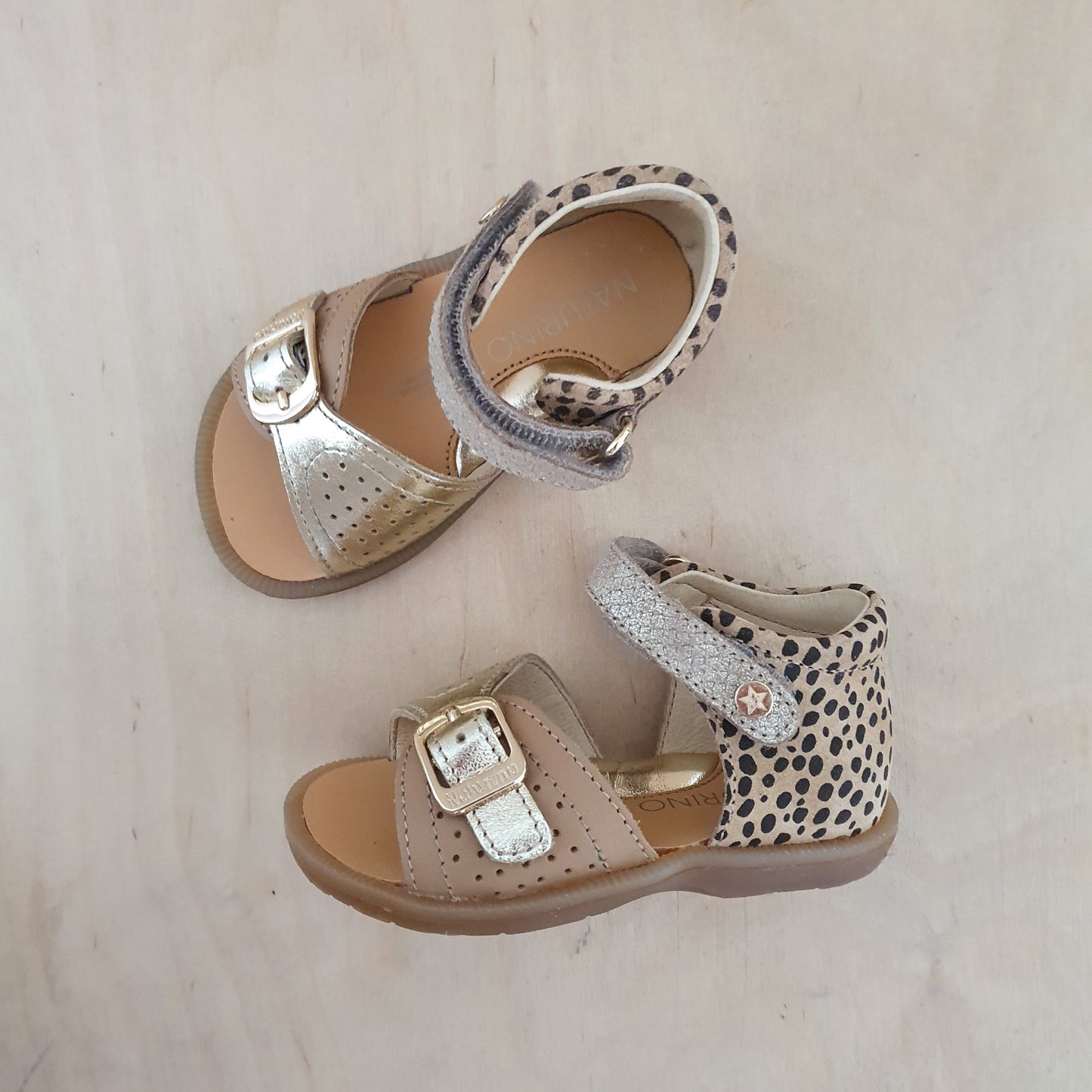 stapsandaal jead - sand platinum nut/print
