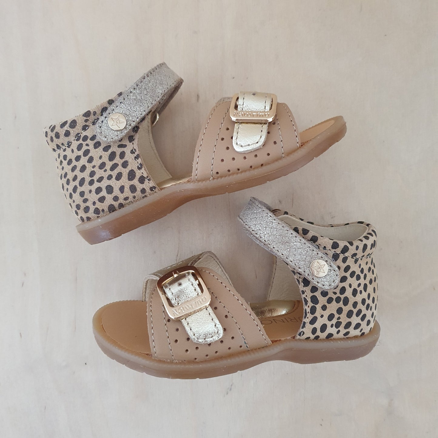 stapsandaal jead - sand platinum nut/print