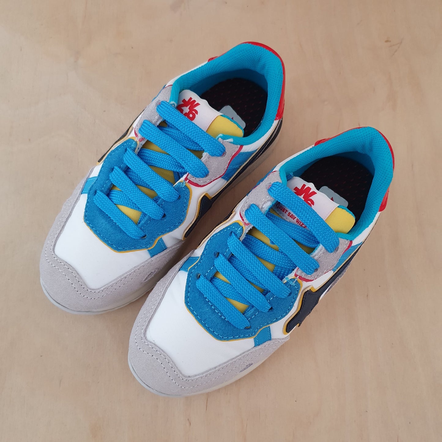 W6YZ - runner breeze - blue multi