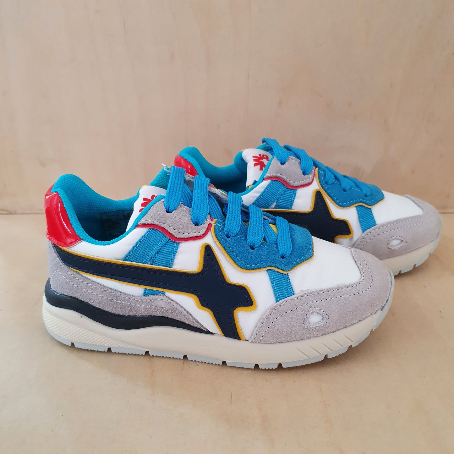W6YZ - runner breeze - blue multi