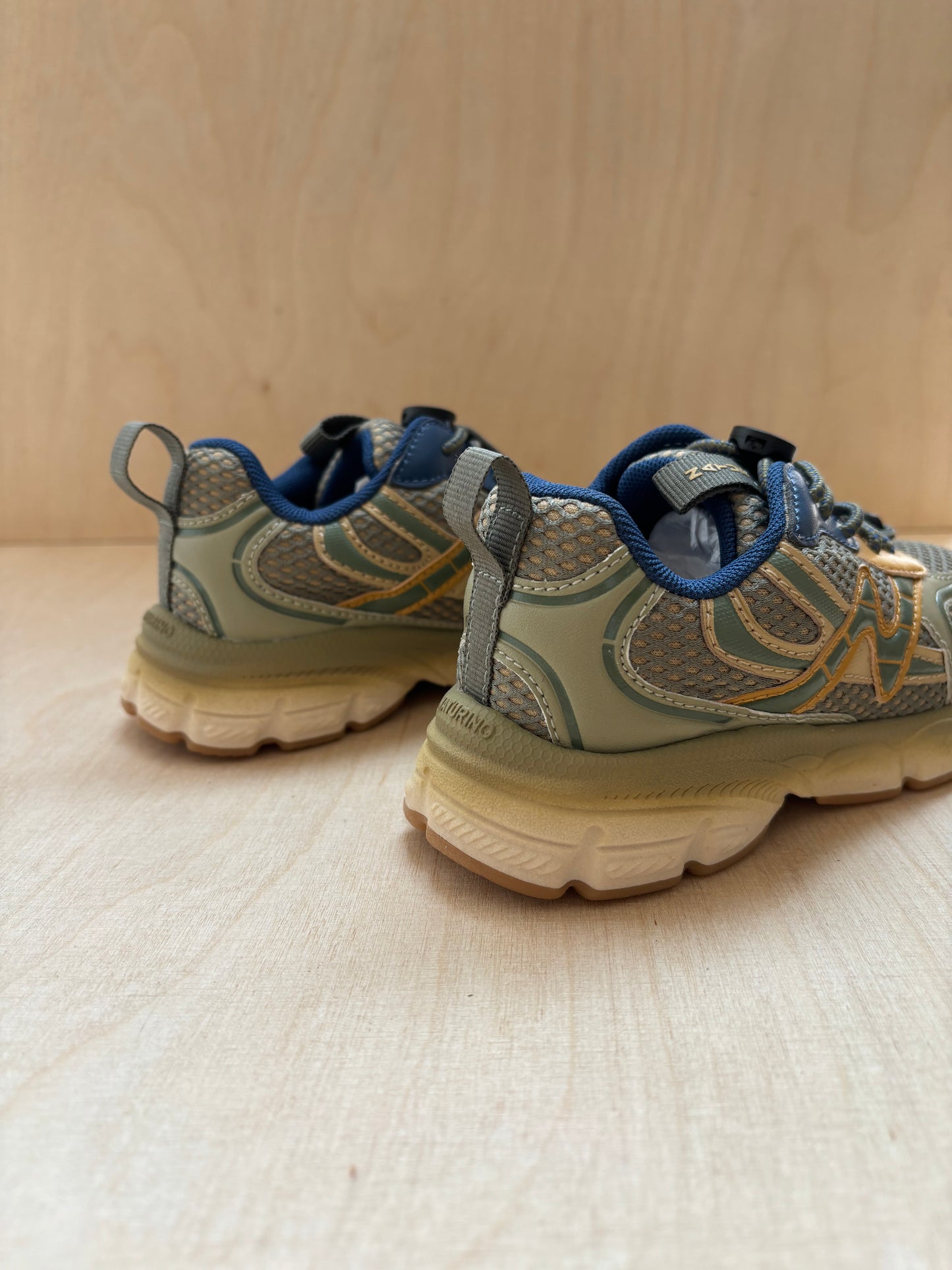 Naturino wave runner sand - stone - zucca