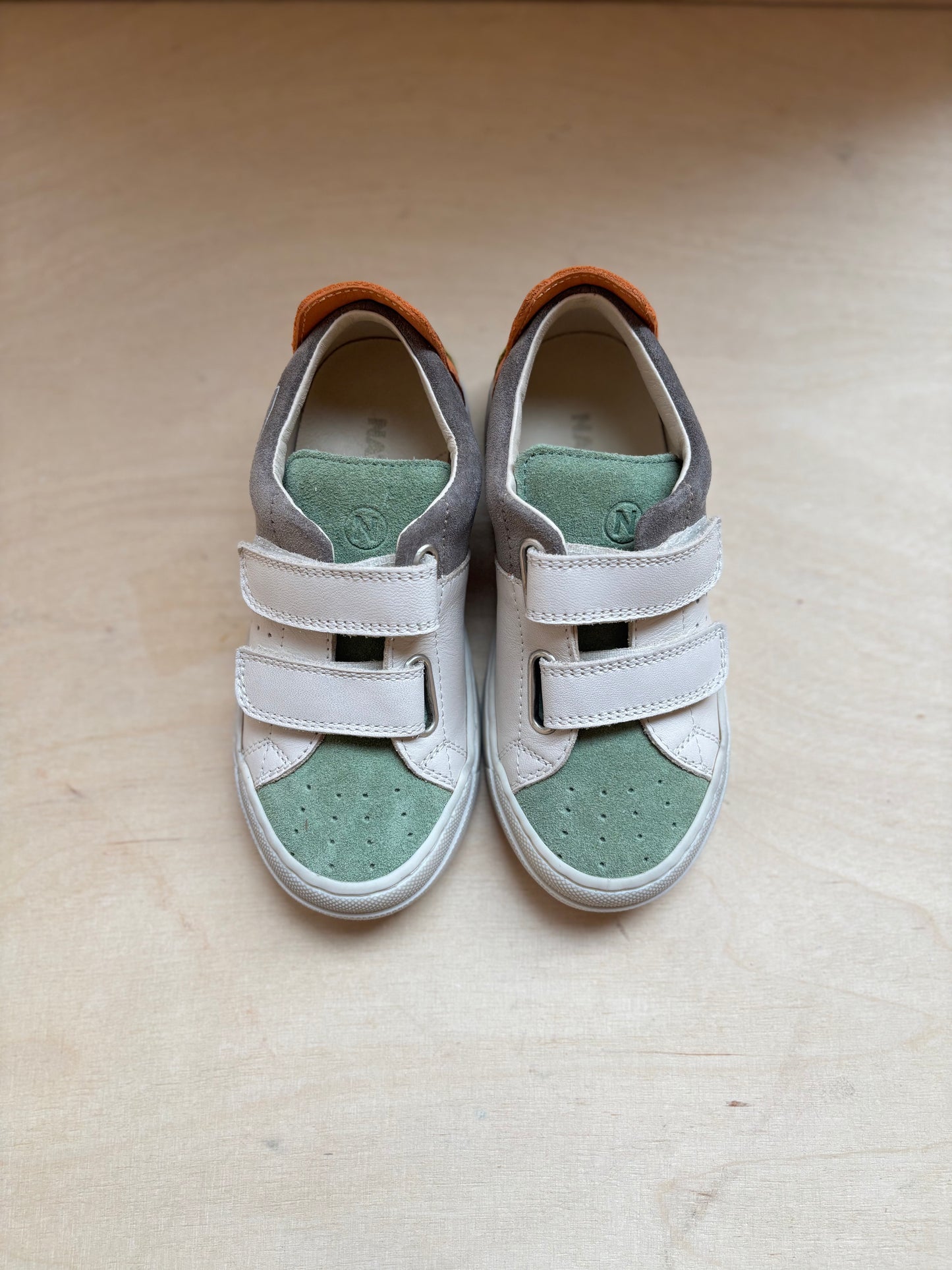 Naturino sneaker suede leaf milk mud
