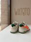 sneaker - wit oranje bliksem, groene details