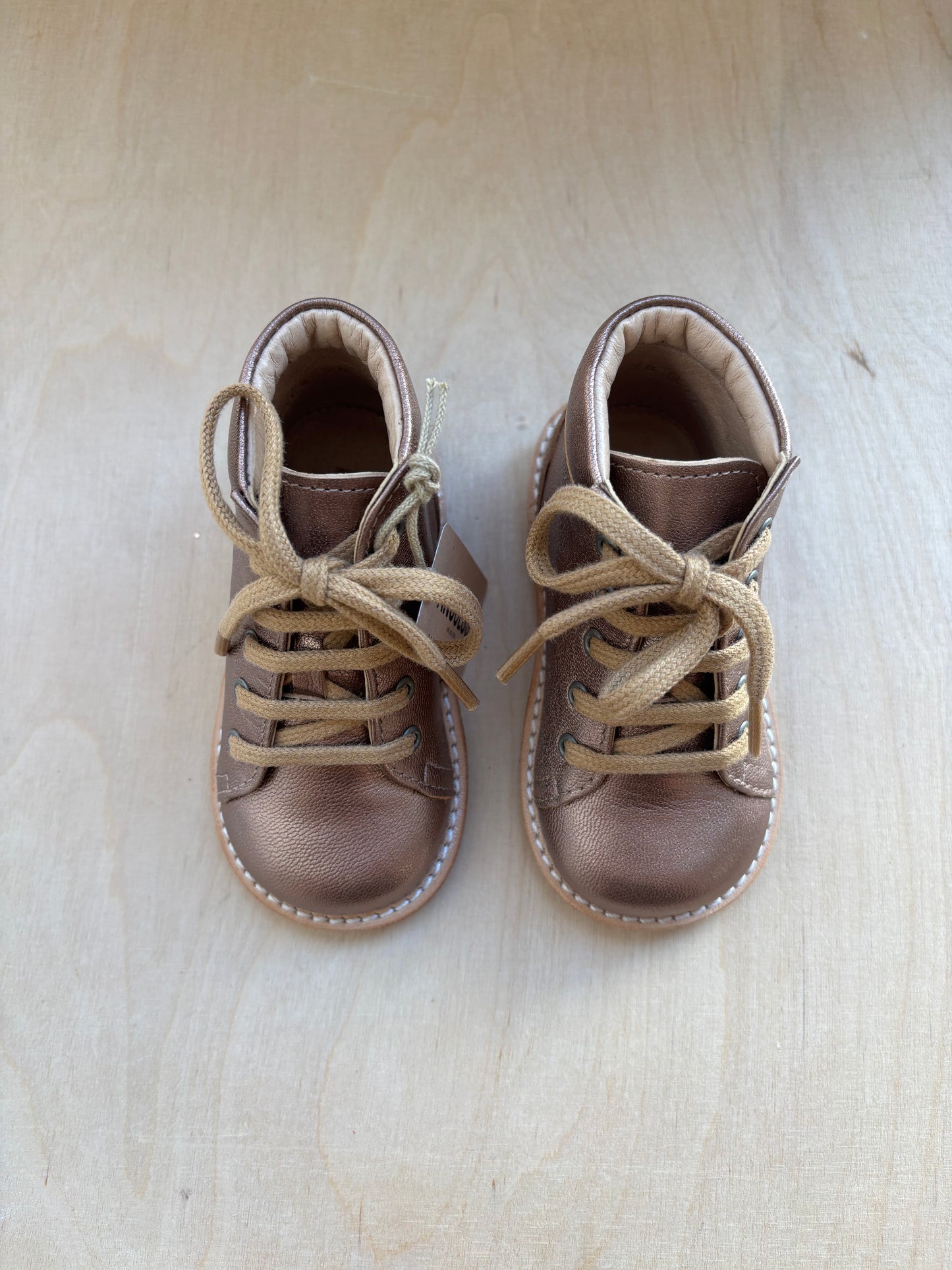 Angulus veterbottine rose leather