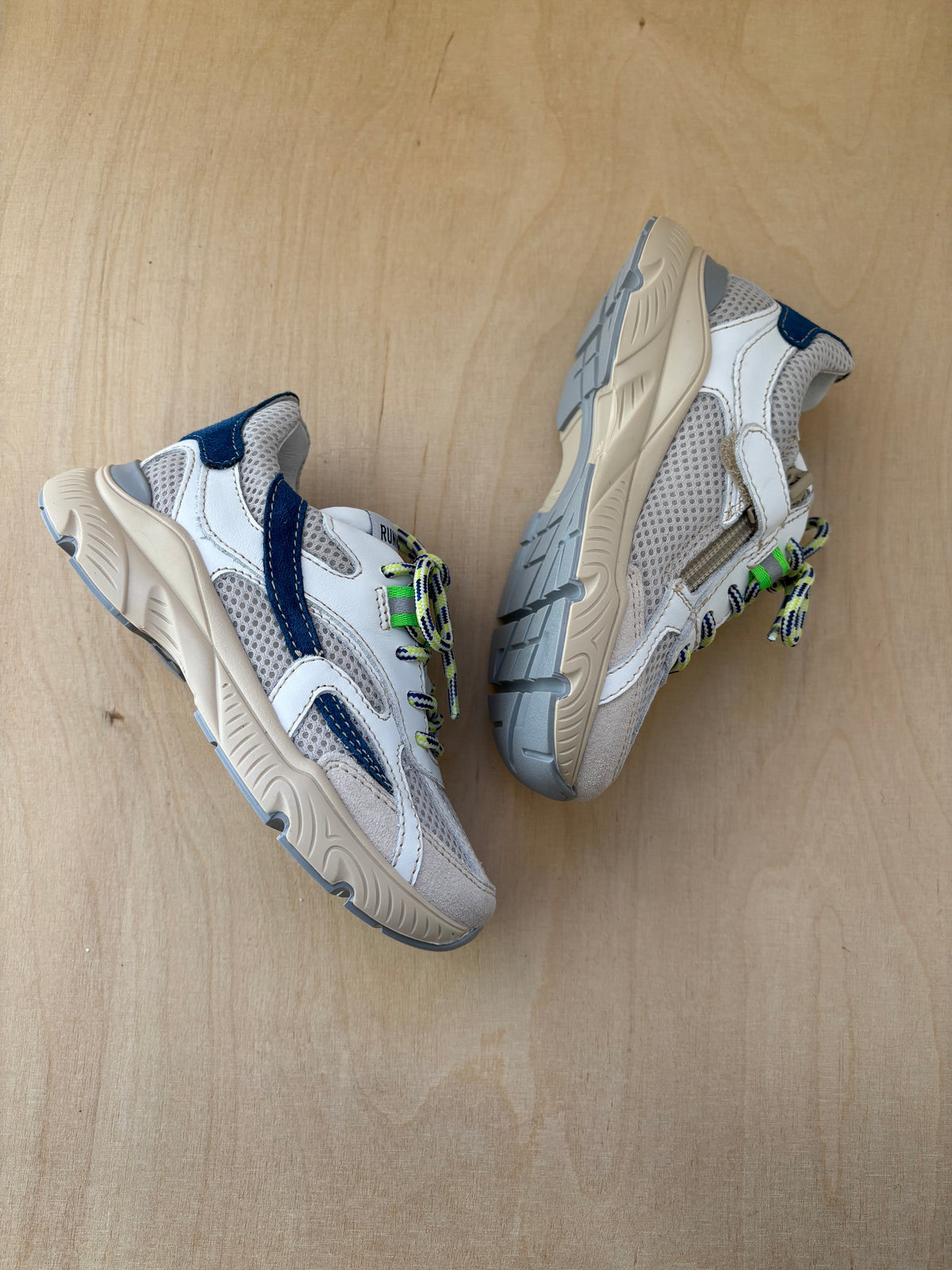 Romagnoli runner blauw wit grijs