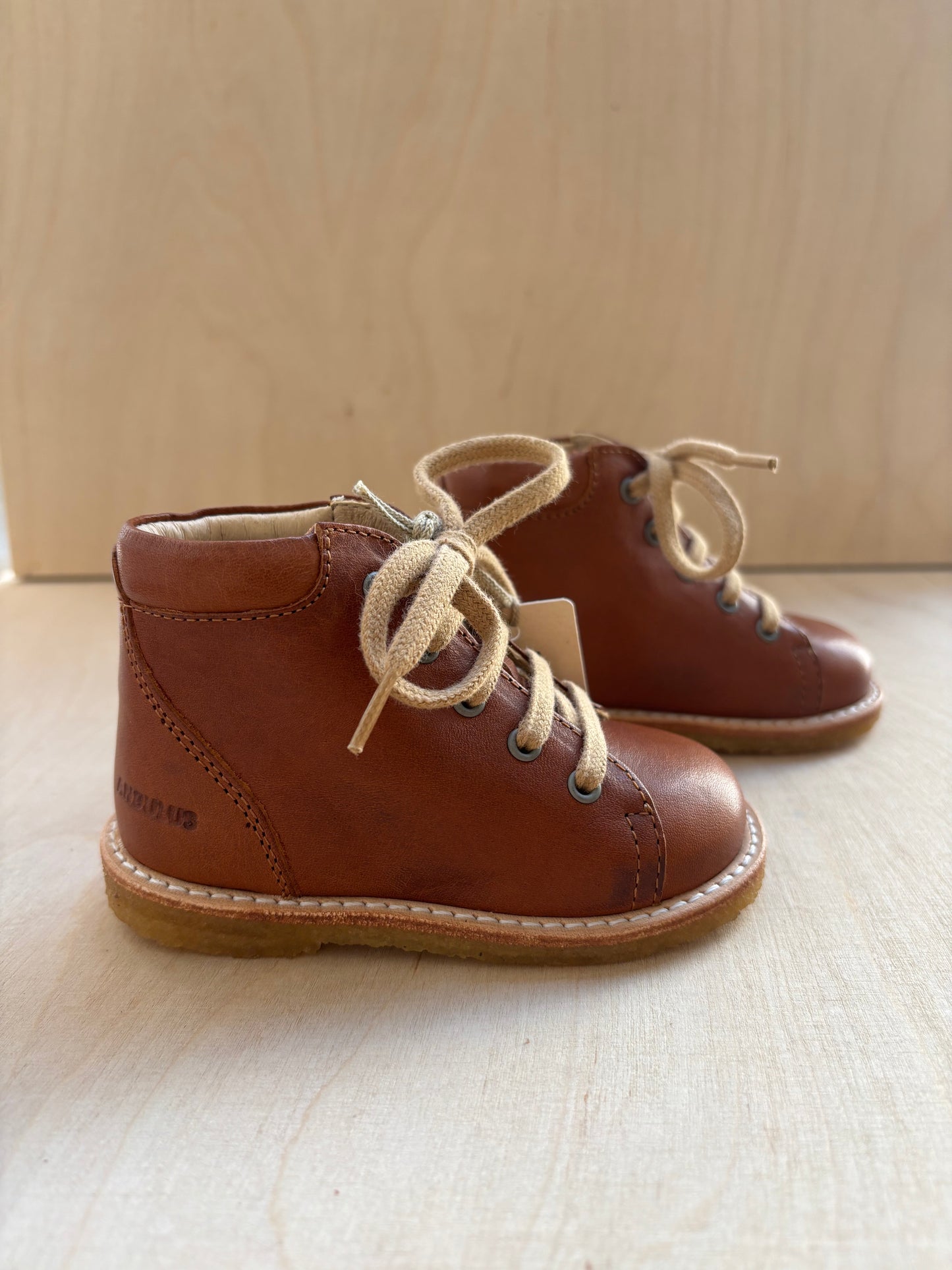Angulus veterbottine cognac leather