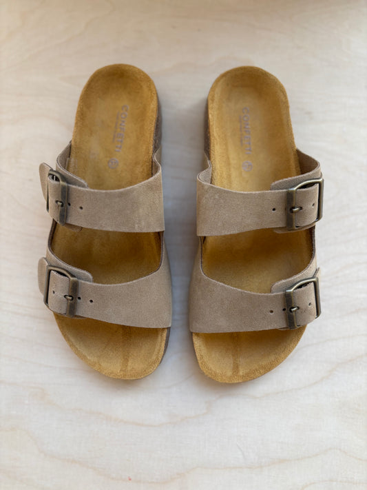 Sandaal camel met gesp