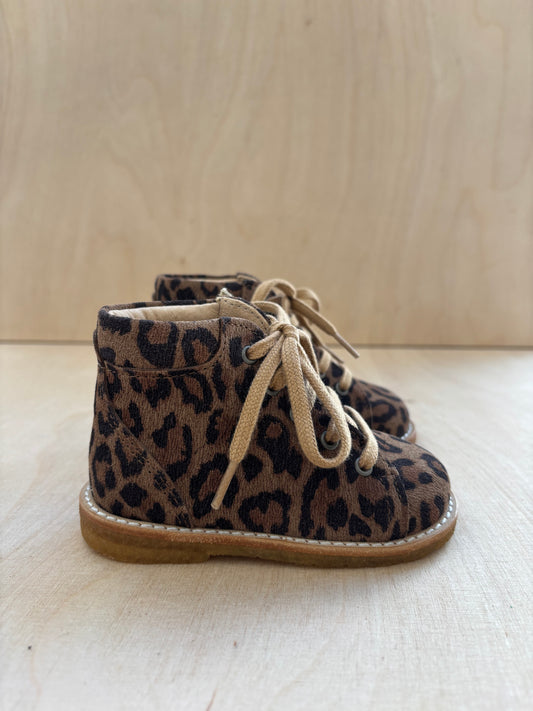 Angulus veterbottine leopard