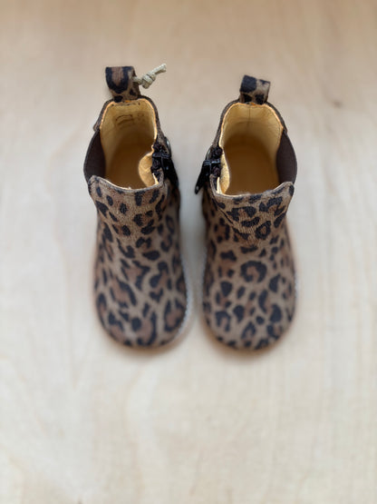 Angulus - beginner's chelsea boot - leopard
