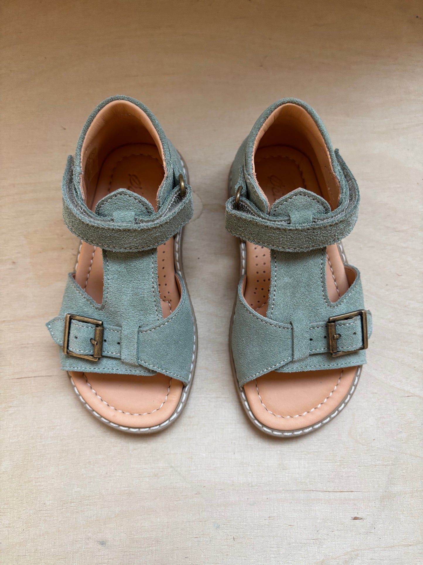 Ocra sandaal lou malva