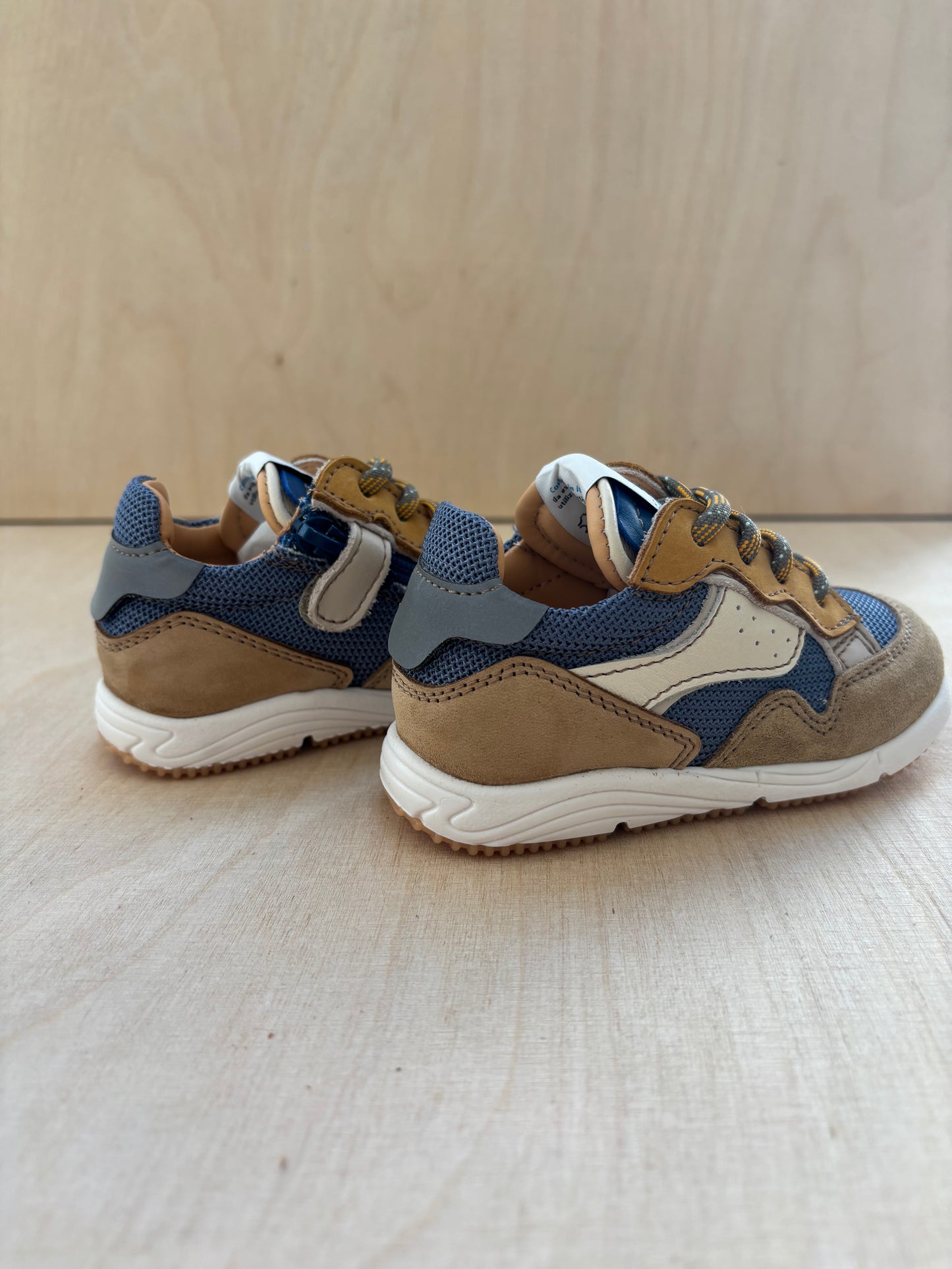 Ocra eerste runner blauwe beige