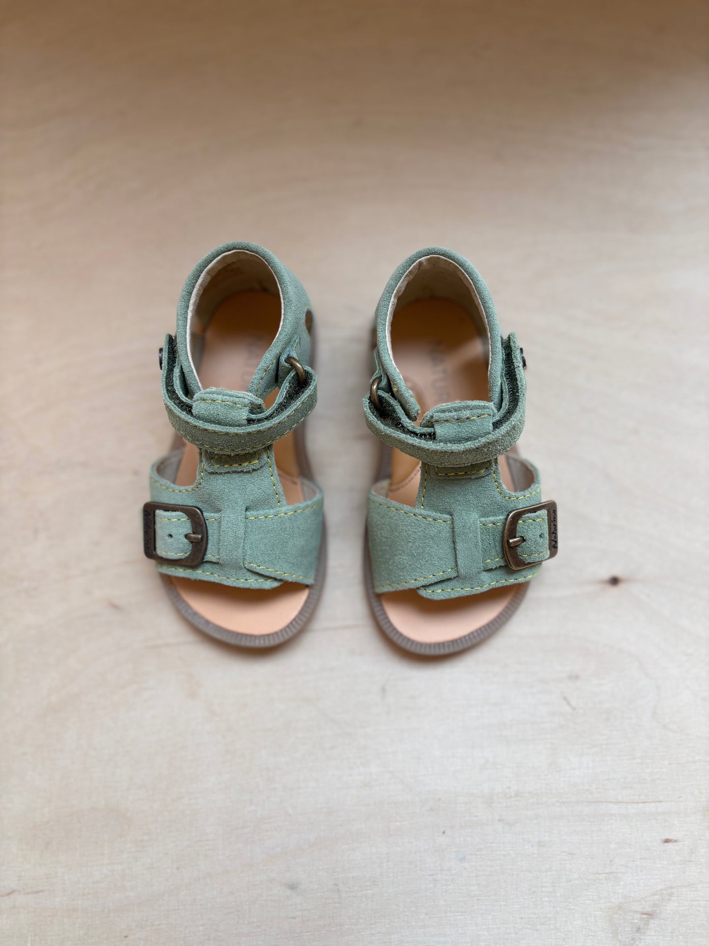 Naturino sandaal classic suede groen