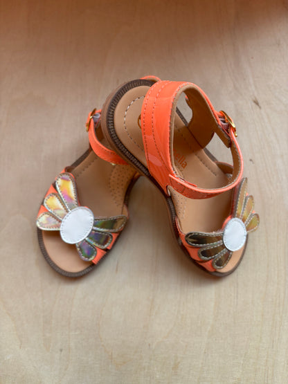 Rondinellla sandaal coraal bloem