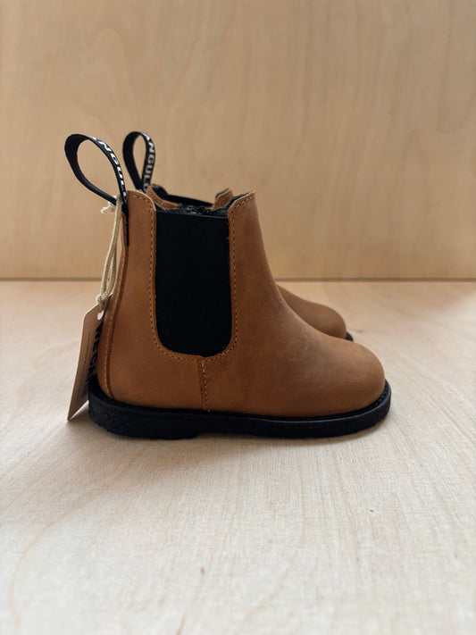 Angulus - beginner's chelsea boot - logotap - cognac