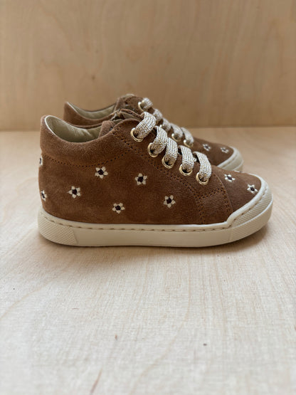 Falcotto eerste stap sneakertje daisies suede brown