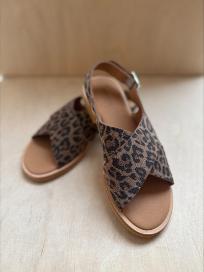 Angulus sandaal leopard