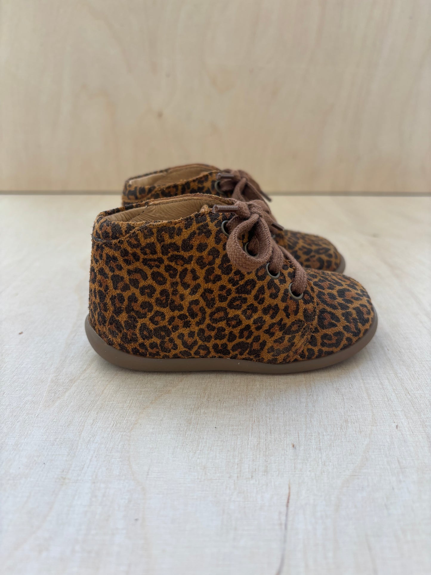Pom d'api veterschoentje baby leo