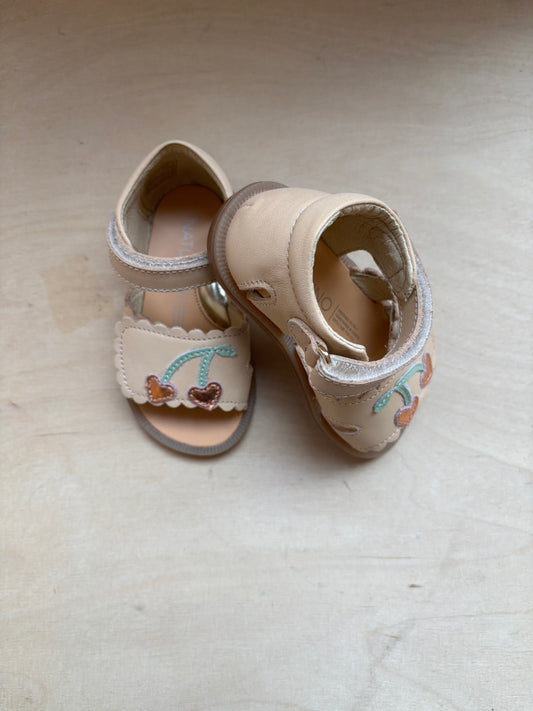 Naturino sandaal vanilla cherry