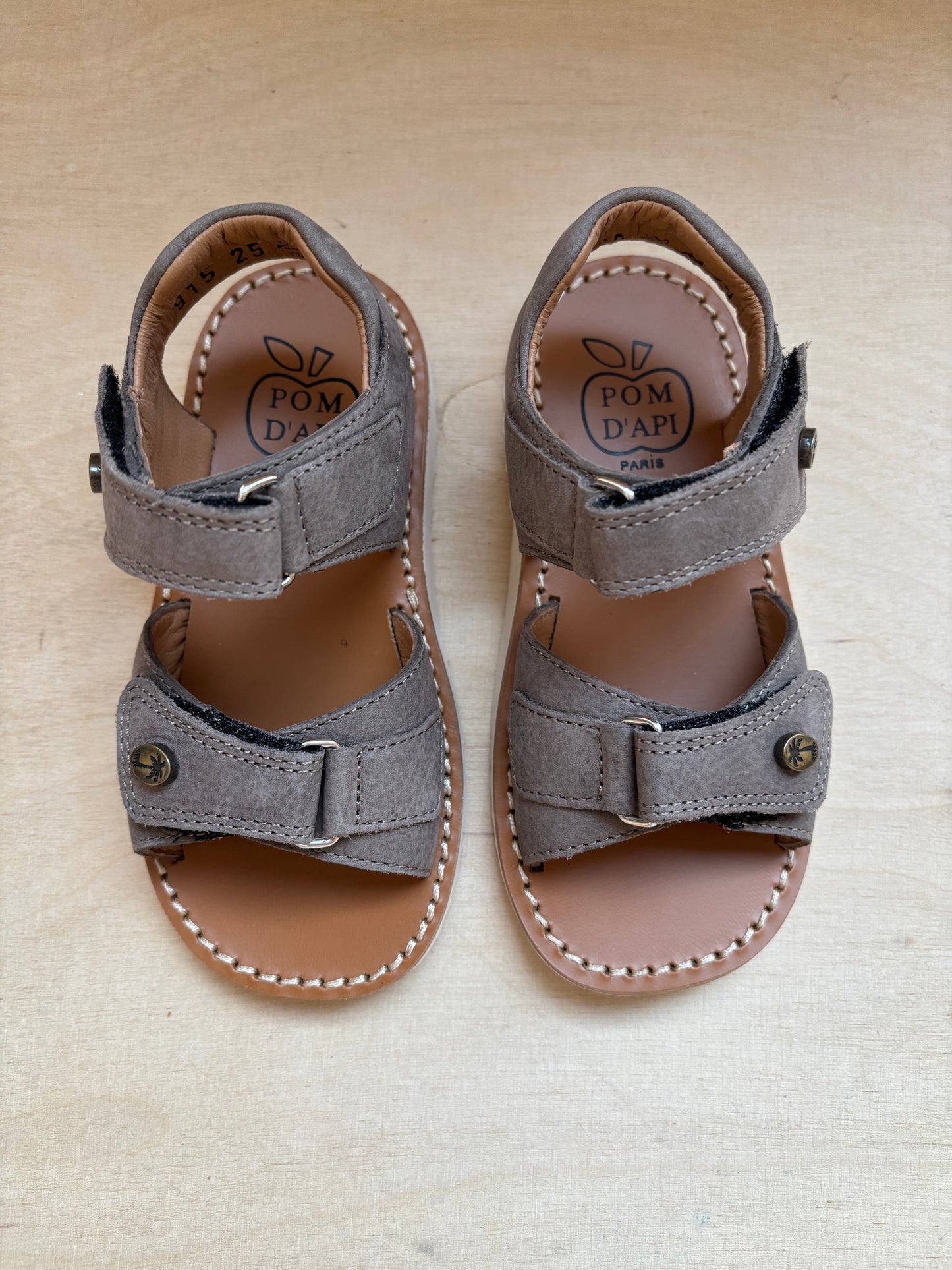 Pom d'api sandaal waf easy nubuck marron glace