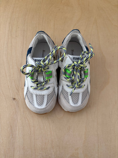Romagnoli eerste runner blauw wit grijs
