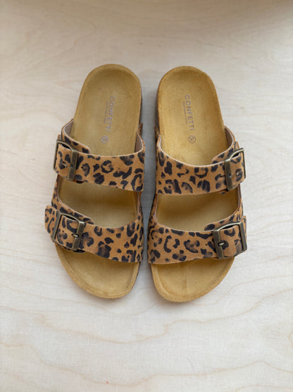 Sandaal leopard met gesp