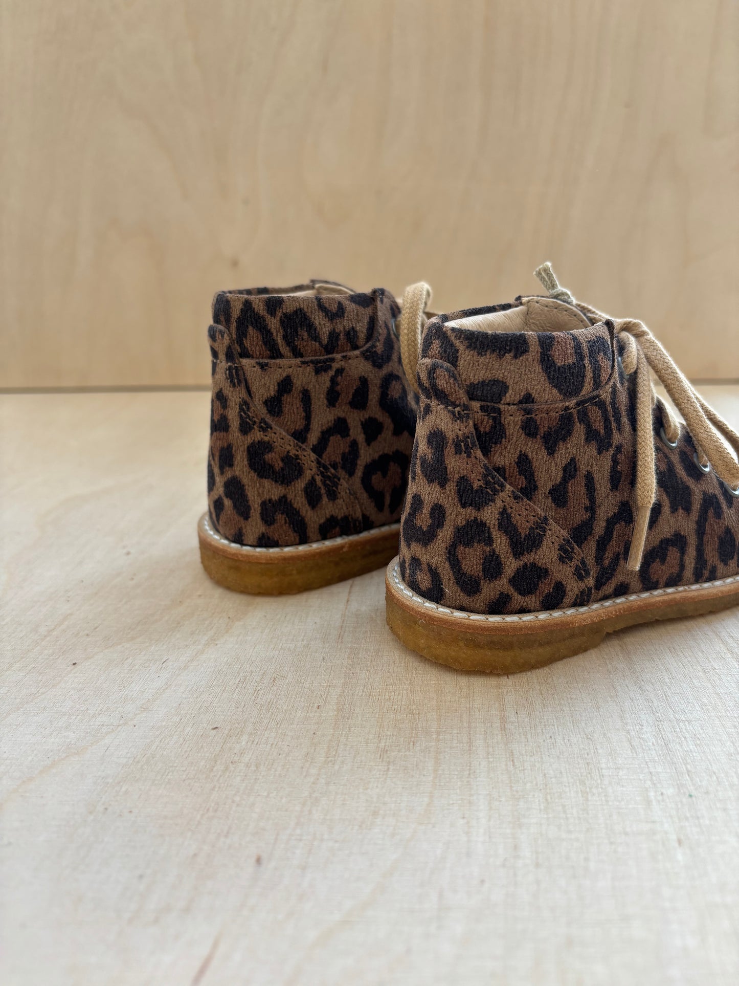Angulus veterbottine leopard