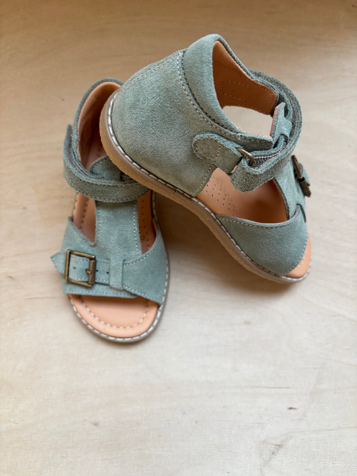 Ocra sandaal lou malva