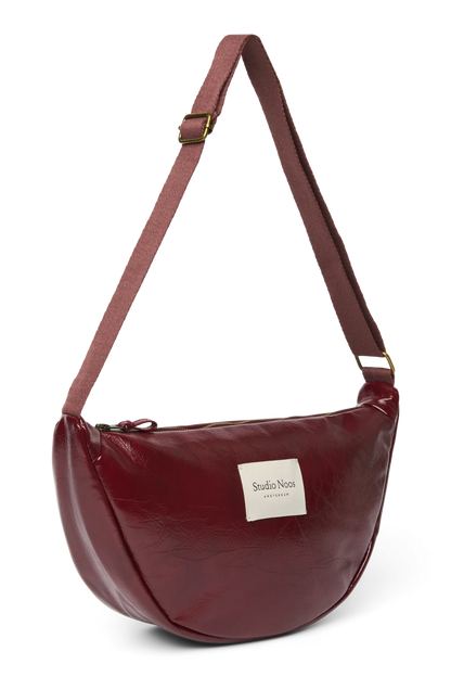 Studio noos vegan leather fanny pack burgundy