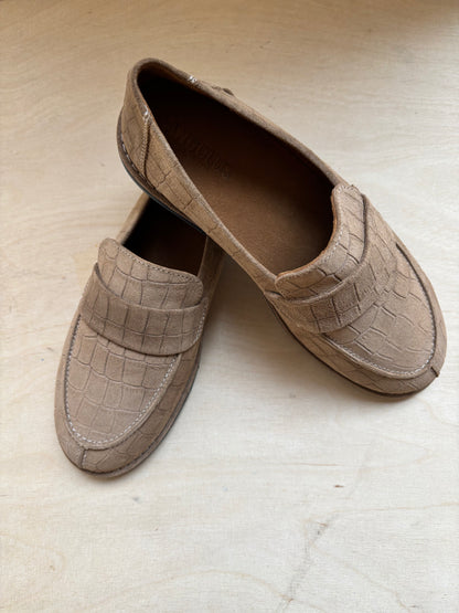 Angulus loafer croco