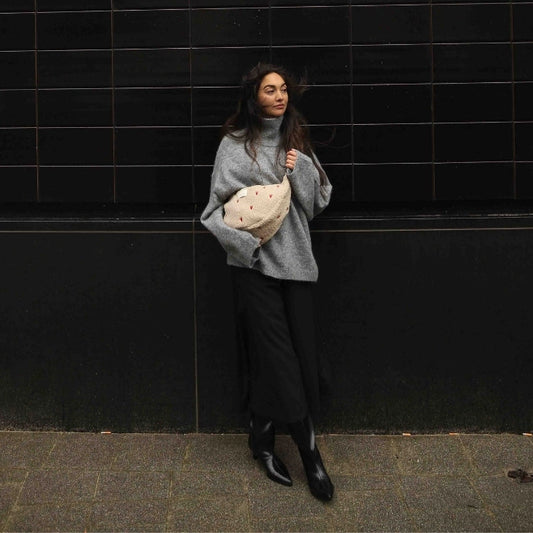 Studio Noos ecru teddy hearts adult fanny pack