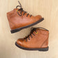 stapschoen - cognac zwarte zool, geel detail