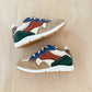 runner - cappuccino milk - green red - stapper