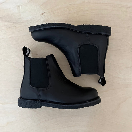 ANGULUS - chelsea boot - zwart leder - zwarte zool