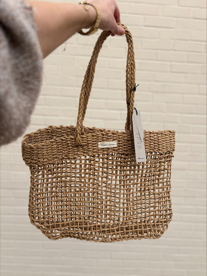 Monk & Anna straw bag