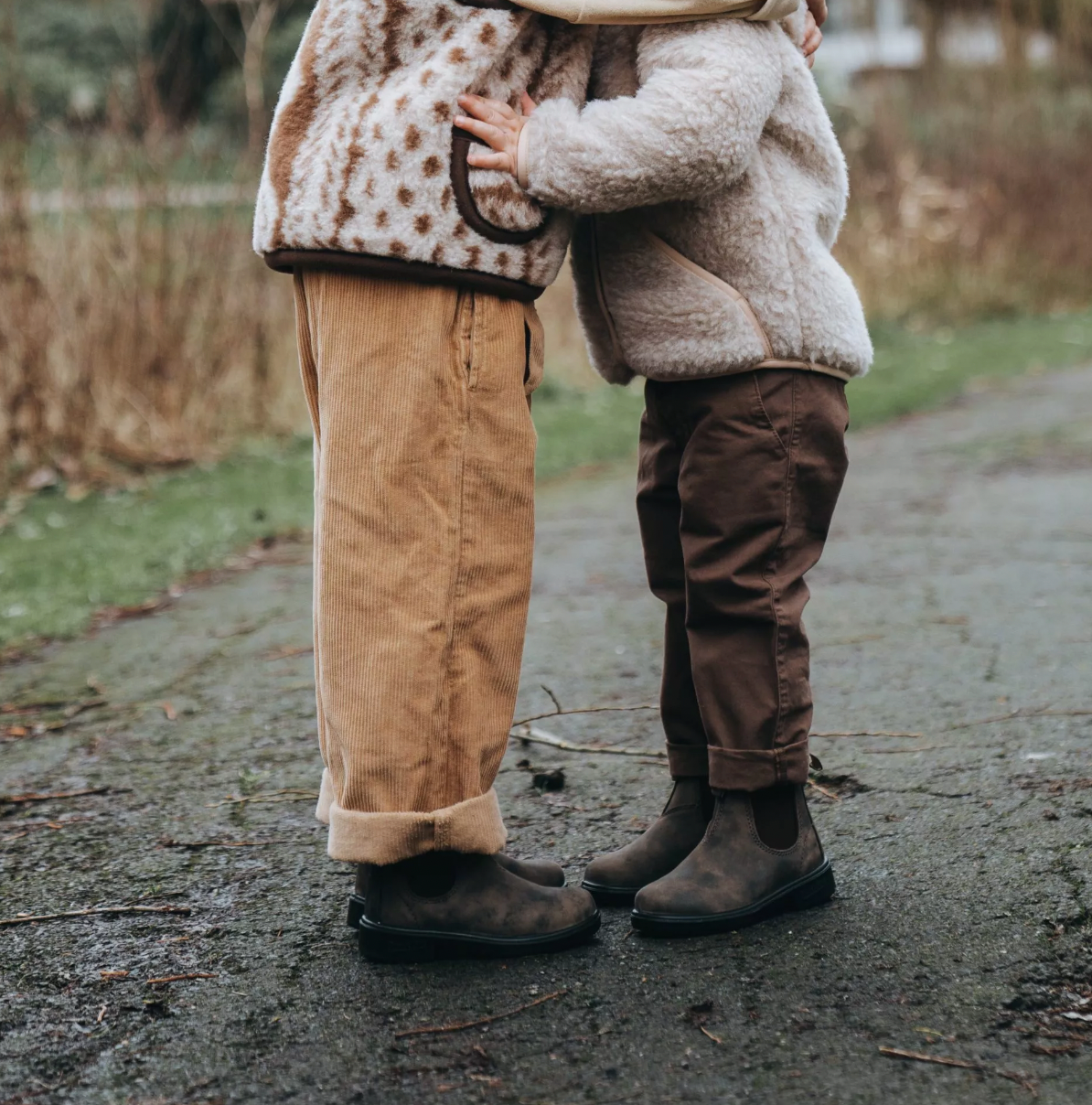 #565 rustic brown - kids